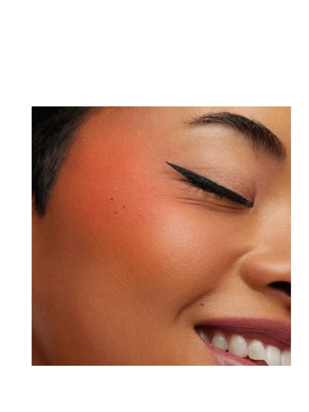 r.e.m. beauty Hypernova Satin Matte Blush Color Sun pop - vibrant coral